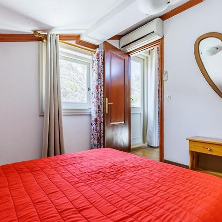 Villa Aloupi สโกเปลอสทาวน์ ภายนอก รูปภาพ